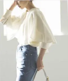 2025年最新】ケープブラウス nobleの人気アイテム - メルカリ