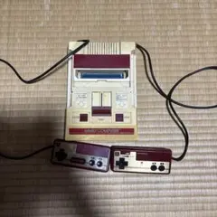 ファミリーコンピュータ 本体 コントローラー2つ
