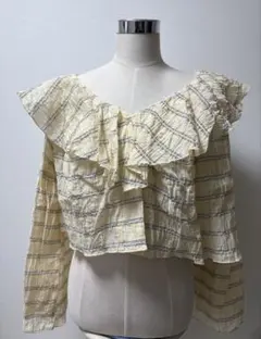 ミスティック　クロップド丈ブラウス 大きな襟