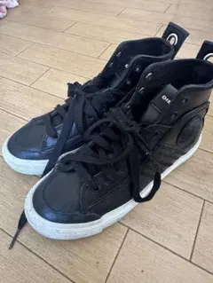 DIESEL ハイカットスニーカー