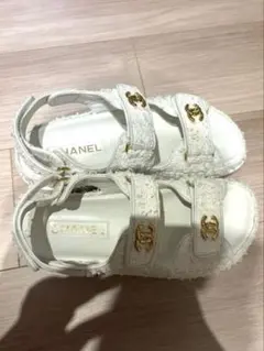 CHANEL ツイード サンダル ホワイト　38サイズのサムネイル