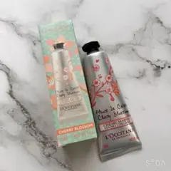 【新品 即購入ok】ロクシタンハンドクリーム B チェリーブロッサム