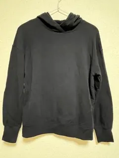 ブラック パーカー