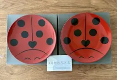 最終値下げ★新品★漆器山田平安堂　丸皿　てんとう虫　2枚セットのサムネイル
