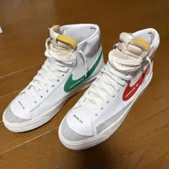 NIKE ナイキ ブレーザー MID '77 スニーカー　ハイカット　春カラー