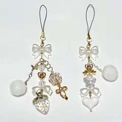 【S-28】ビーズキーホルダー 韓国 コレクトブック y2k シール帳 ホワイト