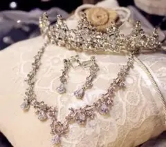 ウエディング ティアラ イヤリング ネックレス3点セット