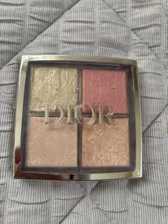 Dior ハイライトパウダー パレットのサムネイル