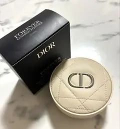 Diorディオールスキン フォーエヴァー クッション パウダー コーラル