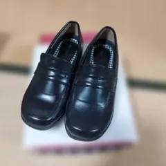 Item thumbnail for item 2779cd1c-7b3d-4f23-872d-70d8339989fa