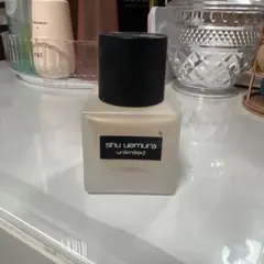 7/8削除shu uemura unlimited 594 ファンデーションのサムネイル