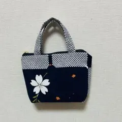 持ち手付き花柄ネイビー小型ファスナーポーチ