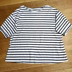 ⭐週末限定セール⭐白とネイビーストライプ　半袖Tシャツ　Mサイズ　即日発送。。