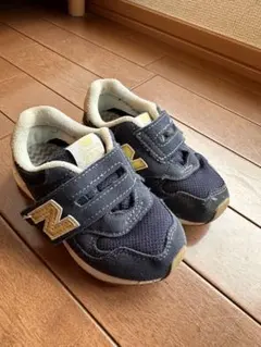 New Balance ネイビー スニーカー ベルクロ