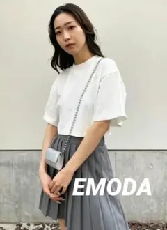 EMODA ヘムシェイプショートTシャツのサムネイル