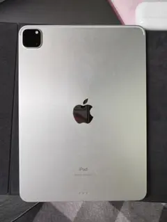 iPad + Apple Pencil（第2世代）+ 純正ケースのセットです。