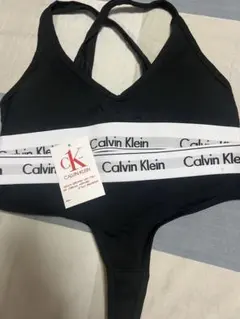 Calvin Klein ブラック ブラジャーショーツセット