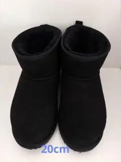 キッズ　ムートン風ショートブーツ　ブラック　20cm