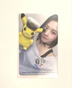 ユジン IVE トレカ　ピカチュウ　ポケモン