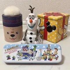 【香港ディズニー限定品有】ディズニー お菓子缶 チャーム まとめ売り お土産袋付のサムネイル