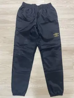 UMBRO 中綿トレーニングパンツ