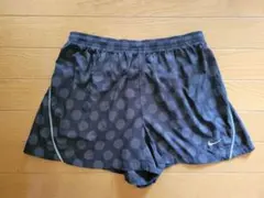 Nike ドット柄ショートパンツ ブラック