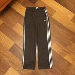 adidas トラックパンツ　ブラウン JPN Mサイズ