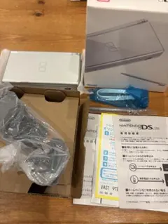 完品　Nintendo DS Lite シルバー