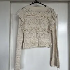 ZARA アイボリー Sサイズ　春ニット　クロップド丈