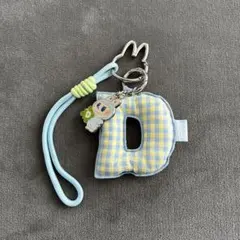 ポップマート Labubu アルファベットペンダント キーリング【D】