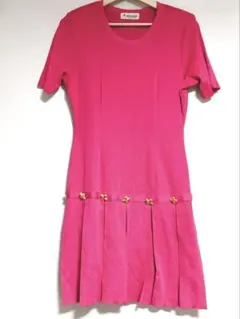 レストローズ風　キレイピンク　ニット調ワンピース