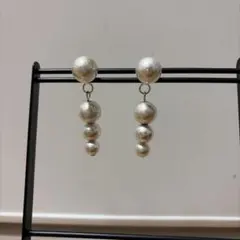 Item thumbnail for item d56a634d-33bd-45de-ba9e-b5dd8fe4c0c0