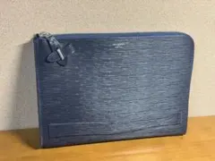 ペッレモルビダ　メンズクラッチバッグ　ネイビー