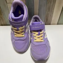 new balance パープル スニーカー