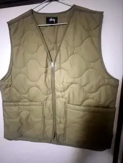 Stussy キルティングダウンベスト オリーブ