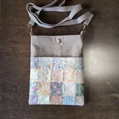 パッチワーク サコッシュ ショルダーバッグのサムネイル