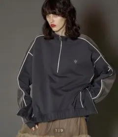 【美品】 メゾンスペシャル ハーフジップ スウェットトレーナーのサムネイル