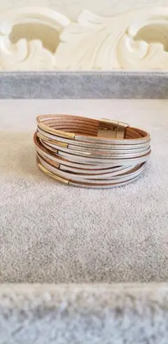 レザーブレスレット☆新品・未使用品 2つ以上の購入で20%off