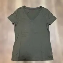 ブルックスブラザーズ　Tシャツ カーキのサムネイル