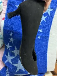 黒のポインテッドトゥハイヒール