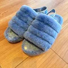 UGG アグ フラッフイヤースライド ファーサンダル ブルー 23cmのサムネイル