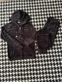 PUMA ベロアセットアップ ラインストーンロゴ 【M】