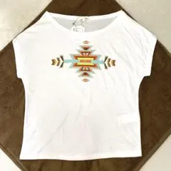 新品 デュカ カットソー Tシャツ 半袖 フロントプリント ホワイト フリーのサムネイル