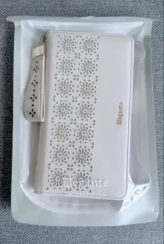 【未開封】Elegante 手帳型ケース ホワイトアイボリー レースカットワーク