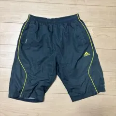 adidas ネイビー ハーフパンツ