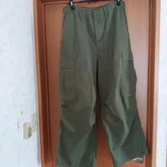 ジーユー カーゴパンツ オリーブ メンズ Lのサムネイル