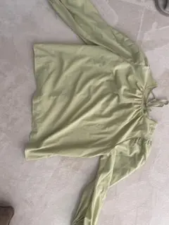 ライトグリーン 長袖シャツ リボン付き