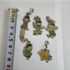 おそ松さんメタルチャーム 5個セット
