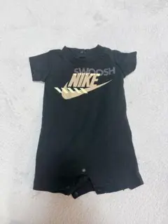 Nike ブラックロンパース スウッシュロゴ