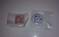 ちいかわ くら寿司 アクリルマグネットシーサー＆缶バッジモモンガ